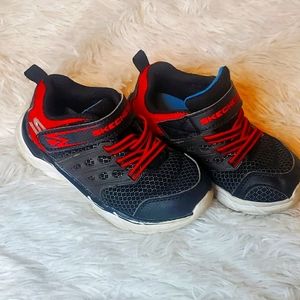 Boys Skechers size 8